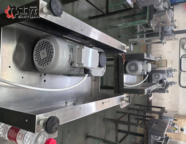 0.4KW直角中空減速機(jī)在切肉機(jī)上的應(yīng)用-士元電機(jī)