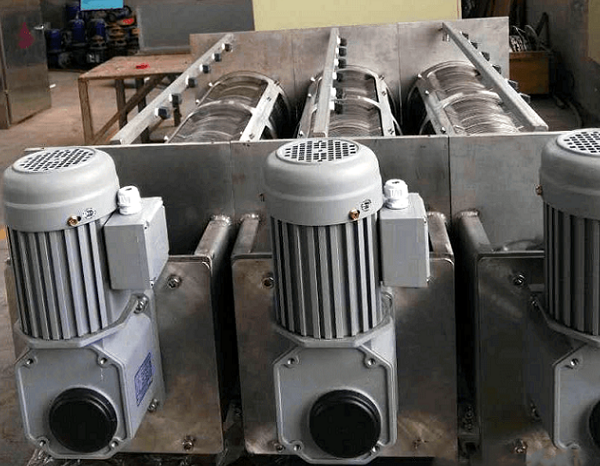 直交軸減速機(jī)在螺旋輸送機(jī)上的應(yīng)用