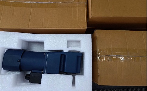 直角軸減速機-小型直角電機