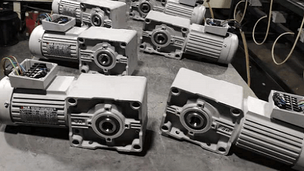 臺灣士元SRH型減速機-準雙曲面直交軸減速機