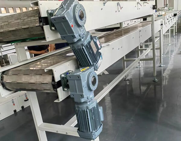 板鏈輸送機減速機 邁傳中空直角減速機的應(yīng)用