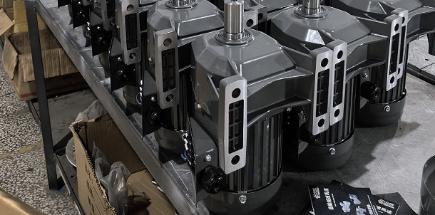 士元減速電機(jī)GH40-1500-100-S-480V 60HZ減速機(jī)發(fā)貨