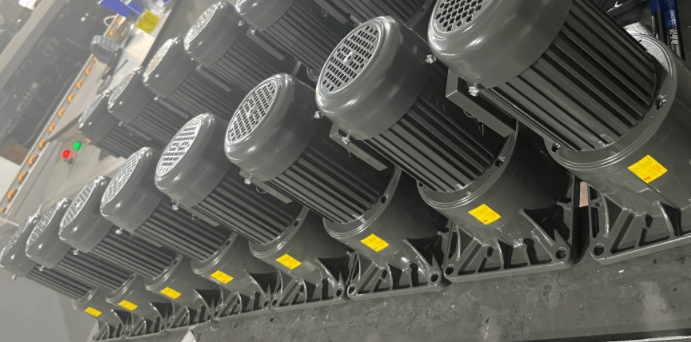 士元GV28-200W-200S旋轉(zhuǎn)小火鍋電機(jī)現(xiàn)貨供應(yīng)